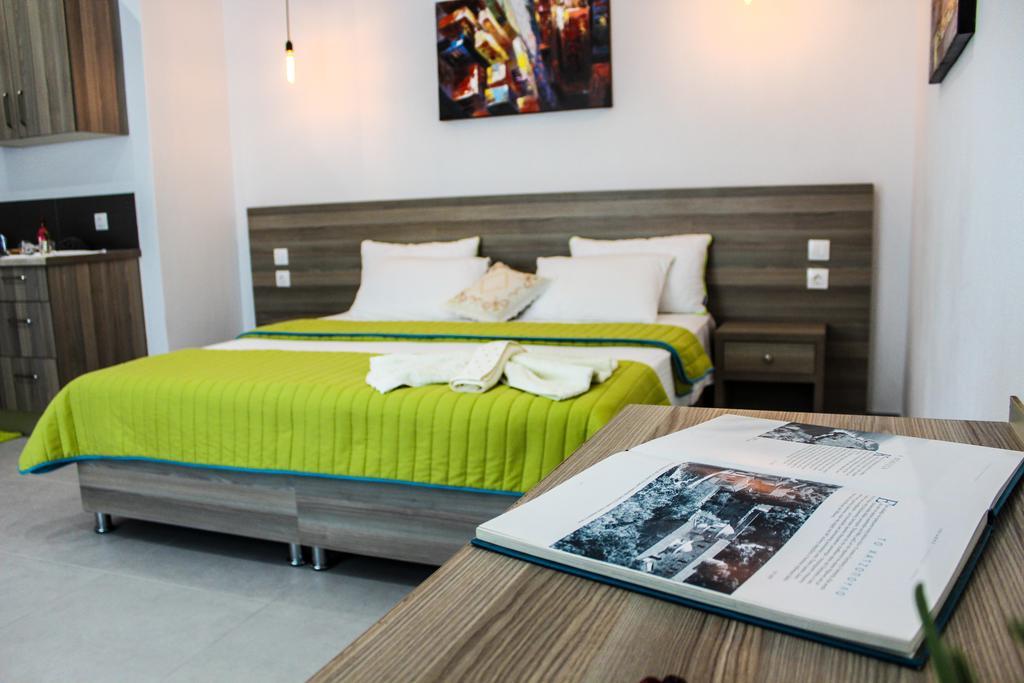 Mariza'S Guest House Скіатос Екстер'єр фото