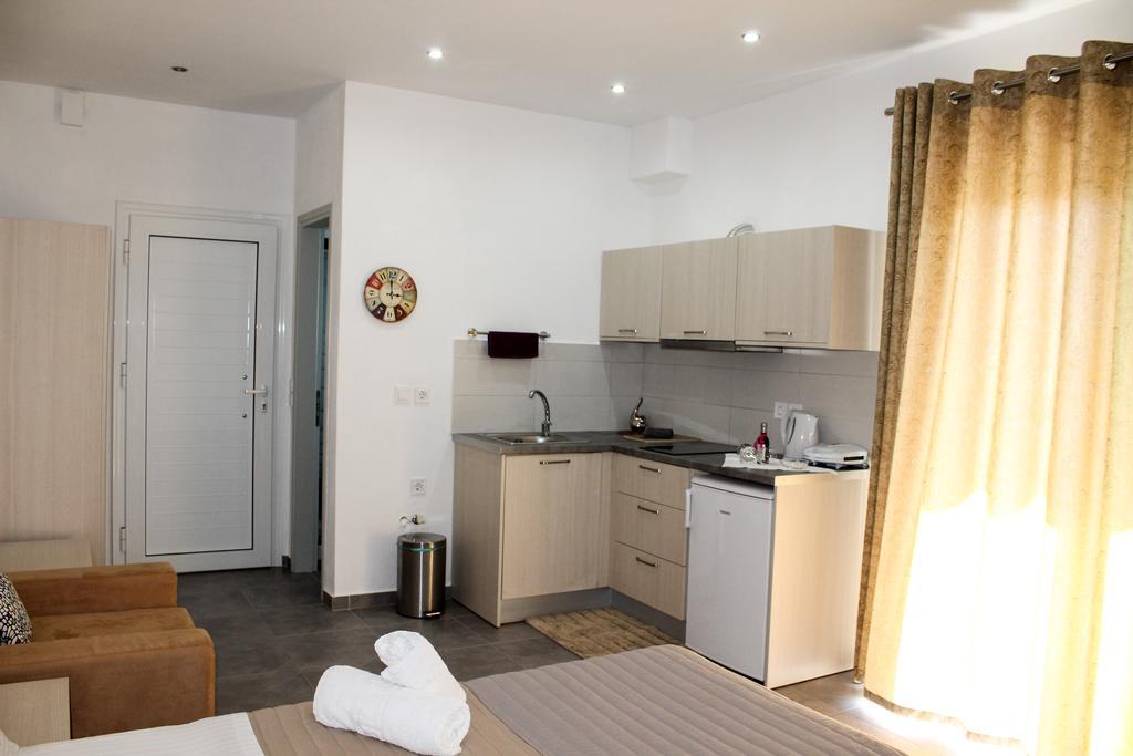 Mariza'S Guest House Скіатос Екстер'єр фото