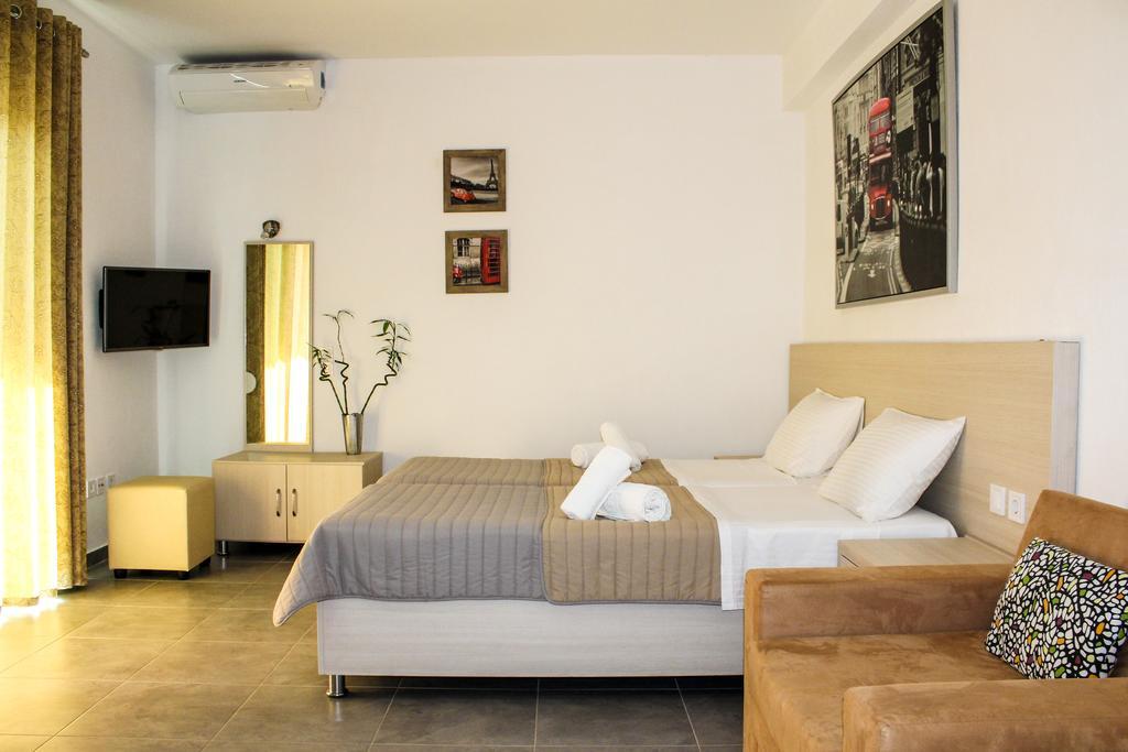 Mariza'S Guest House Скіатос Екстер'єр фото
