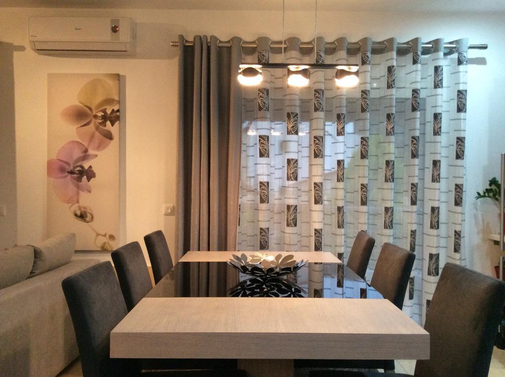 Mariza'S Guest House Скіатос Екстер'єр фото